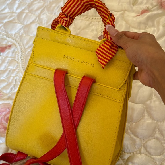 Danielle Nicole Disney Dumbo Mini Backpack - Picture 2 of 3